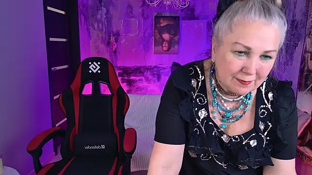 LilaMaharani online show from April 22, 2026, 2:35 pm