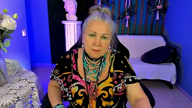 Snapshot of LilaMaharani chatting on May 28, 2026, 12:55 pm LilaMaharani online show from May 28, 2026, 12:55 pm