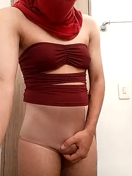 timmypaja98 online show from April 7, 2026, 5:26 pm