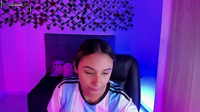 charlotte keyss online show from March 17, 2026, 3:15 pm