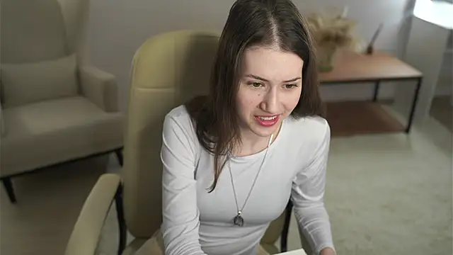 OdiIiaChavarria online show from March 3, 2026, 1:07 pm