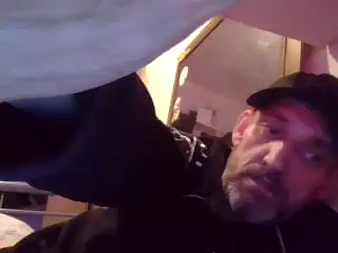 DOUBLETROUBLE7773 online show from March 3, 2026, 11:34 pm