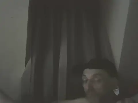 DOUBLETROUBLE7773 online show from April 20, 2026, 2:58 am