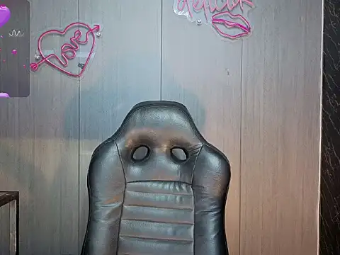 annacraigsense online show from April 3, 2026, 9:16 am