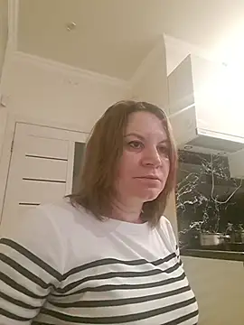 LaraHarper online show from March 15, 2026, 4:19 am