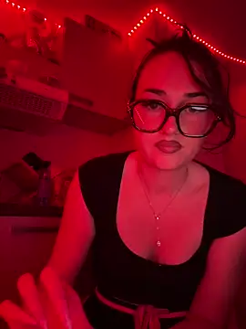 Claraaaaa06 online show from March 16, 2026, 8:11 pm