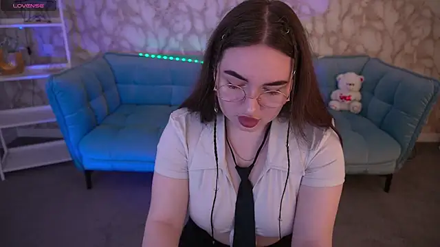RapunzelAngel online show from May 5, 2026, 6:27 am