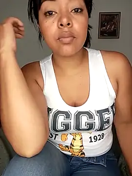 Babyfull lips online show from April 24, 2026, 2:19 pm