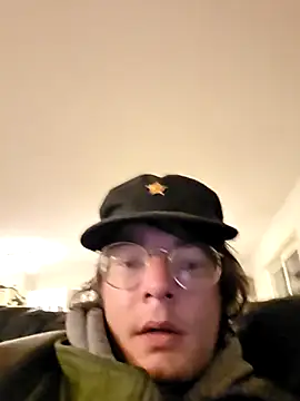 KinkyKittyBoy online show from April 14, 2026, 3:11 am