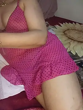 Snapshot of Hayat-zahri chatting on June 14, 2026, 2:46 am Hayat-zahri online show from June 14, 2026, 2:46 am
