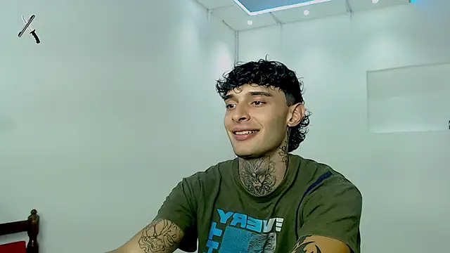 yourxcyberxangel online show from March 6, 2026, 3:23 am