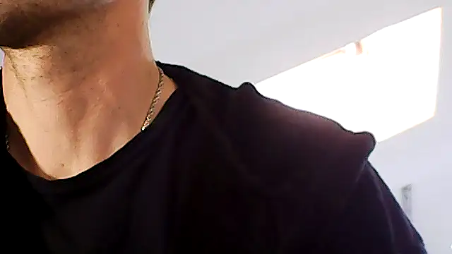 Snapshot of SUPERBOY20CM chatting on March 2, 2026, 10:33 am SUPERBOY20CM online show from March 2, 2026, 10:33 am