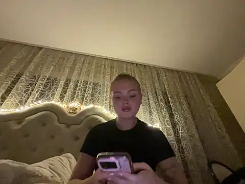 Maria Smitt online show from March 4, 2026, 5:10 pm