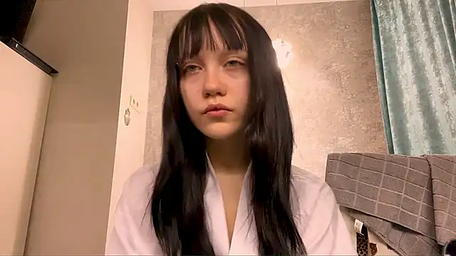 LoidaTrytten online show from March 12, 2026, 5:28 pm