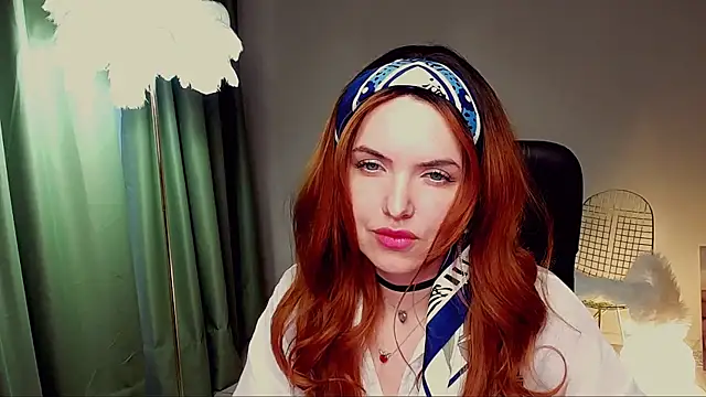 AliceSmite online show from May 11, 2026, 2:45 pm