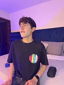 MatthewMoore  online show from April 4, 2026, 3:46 am