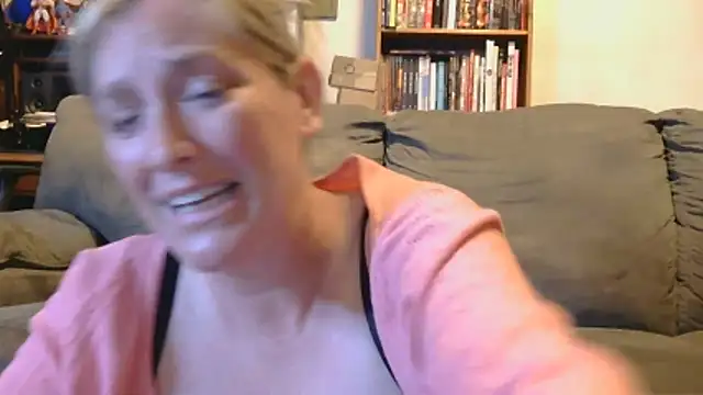 MistyMountains96 online show from June 5, 2026, 3:33 am