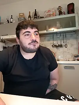 bear skinny online show from April 12, 2026, 11:35 am