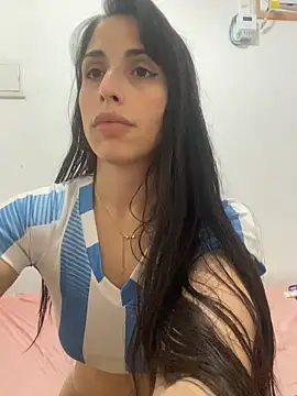 sweetwanda online show from June 16, 2026, 9:59 pm