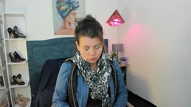 KiaraXMilf online show from March 23, 2026, 12:38 pm