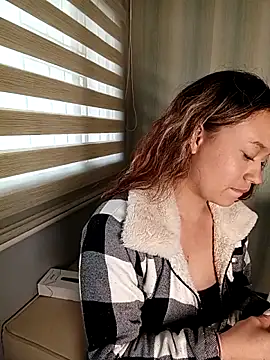 Baby Pink Love online show from March 31, 2026, 7:38 pm