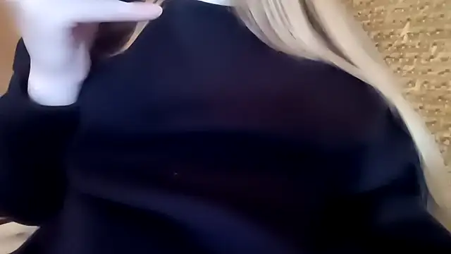 pinkpinkpinkpinkdoll online show from March 30, 2026, 11:01 am