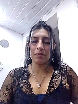 jaade doll online show from March 27, 2026, 1:23 pm