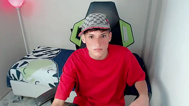 Snapshot of Pablito_junior chatting on March 3, 2026, 3:13 am Pablito junior online show from March 3, 2026, 3:13 am