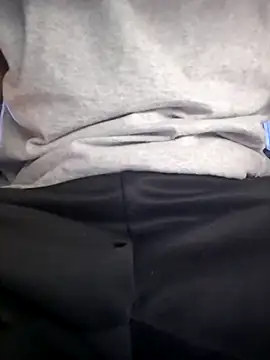 bostonbigdick36 online show from March 4, 2026, 7:21 pm