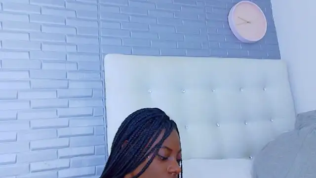 pervert shydoll1 online show from May 20, 2026, 3:36 am