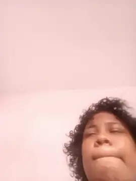 Bella Fire online show from March 3, 2026, 9:33 pm