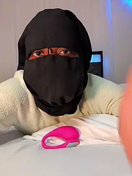 Snapshot of aurummuse chatting on March 18, 2026, 3:09 am aurummuse online show from March 18, 2026, 3:09 am