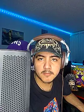 Snapshot of horneymen09 chatting on March 4, 2026, 6:10 am horneymen09 online show from March 4, 2026, 6:10 am