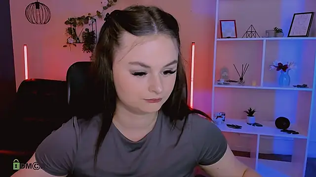 miss courtney  online show from May 25, 2026, 8:46 am