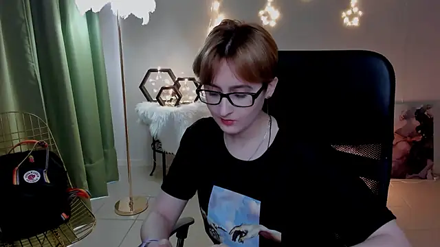 LixeLuna online show from March 14, 2026, 6:30 am