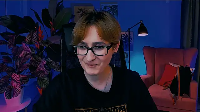 LixeLuna online show from April 1, 2026, 1:41 pm