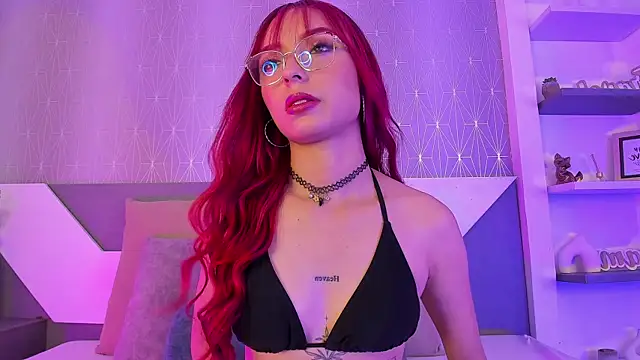 Ashleey Vega online show from May 7, 2026, 2:20 pm