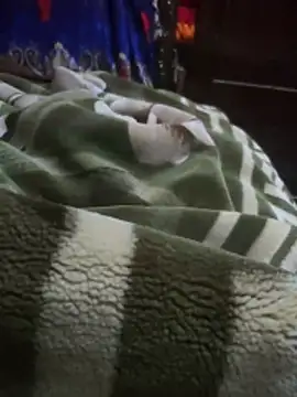 Snapshot of Pop1977 chatting on April 5, 2026, 12:45 pm Pop1977 online show from April 5, 2026, 12:45 pm