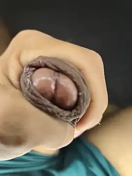 Oozs online show from April 28, 2026, 4:00 pm