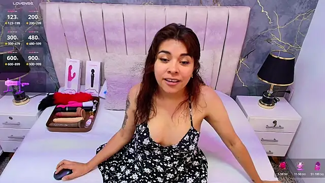 Mystic queen online show from March 18, 2026, 5:03 pm