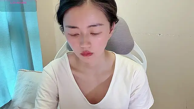 jinxiyao01 online show from July 14, 2026, 2:38 am