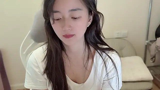 jinxiyao01 online show from June 13, 2026, 3:15 am