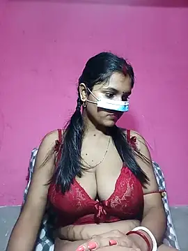 Sexy Sonniyaa online show from May 12, 2026, 5:41 pm