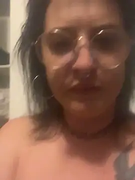 Xlilli69X online show from June 21, 2026, 9:09 pm