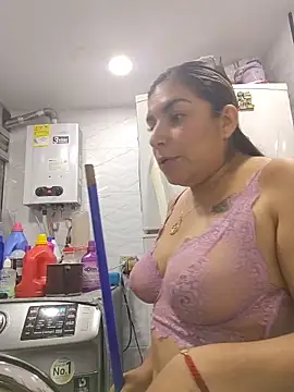 DulceAndChef online show from June 7, 2026, 2:06 am