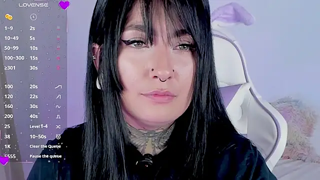 heeyy kitty online show from March 24, 2026, 7:25 pm