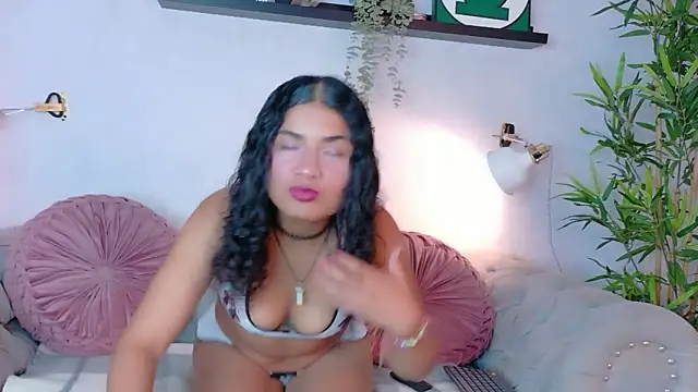 morenaza 019 online show from March 4, 2026, 7:32 pm