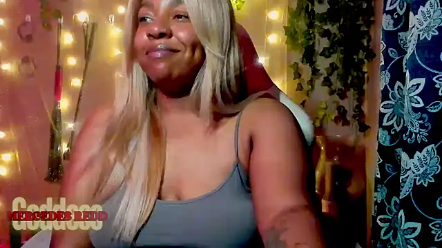 Goddess MercedesRedd online show from June 6, 2026, 1:49 pm
