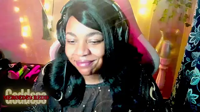 Goddess MercedesRedd online show from May 17, 2026, 1:00 pm