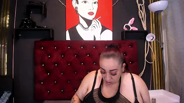 Sarah  Moonx online show from May 14, 2026, 8:06 pm